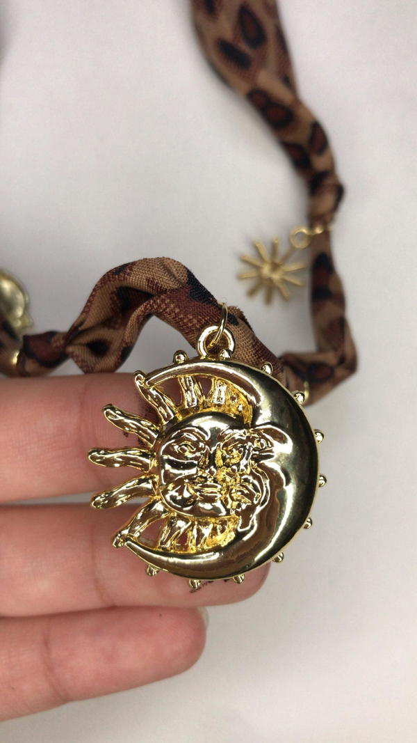 sun&moon gold necklace  Image 4 Preview