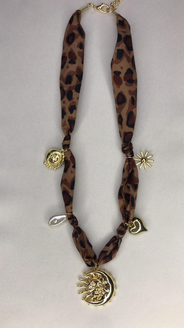 sun&moon gold necklace  Image 6 Preview
