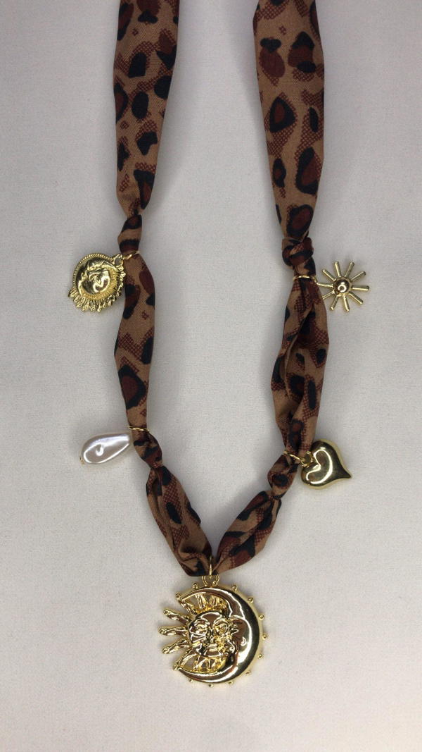 sun&moon gold necklace  Image 9 Preview