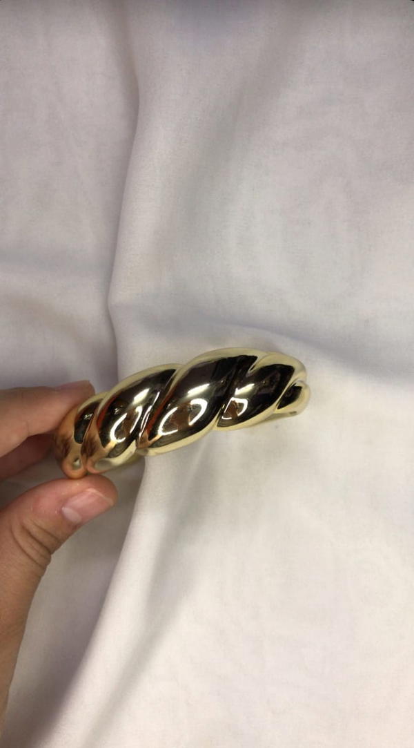 twisted bangle  Image 2 Preview