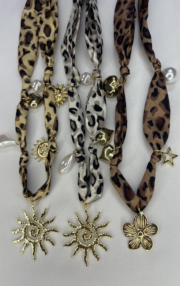 Sun& flower necklace  Image 6 Preview