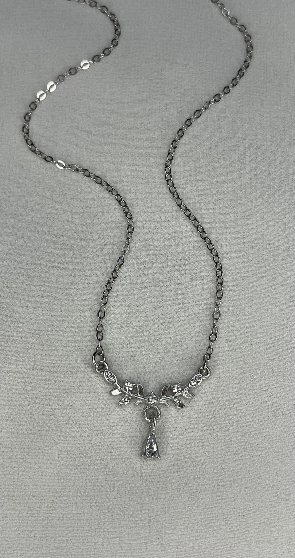 wheat spike charm necklace  Image 1 Preview