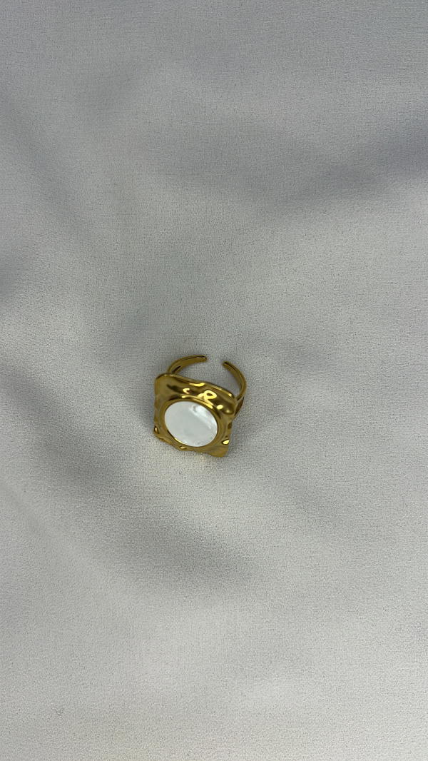 white stones ring Image 5 Preview