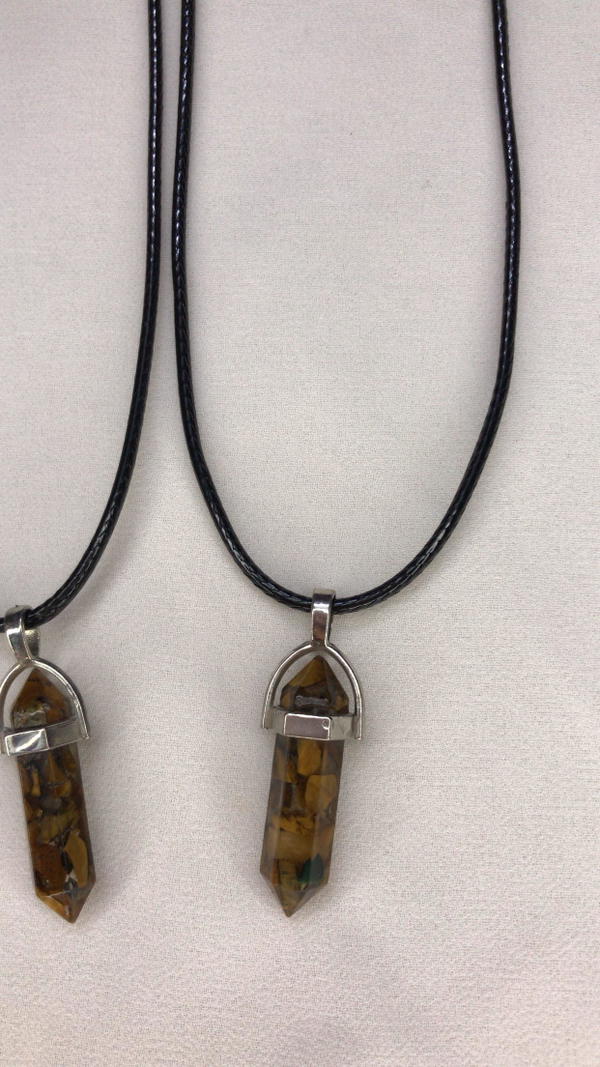 woody crystal necklace  Image 4 Preview