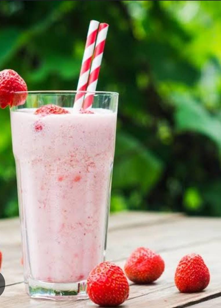 milkshake strawberry Preview Image