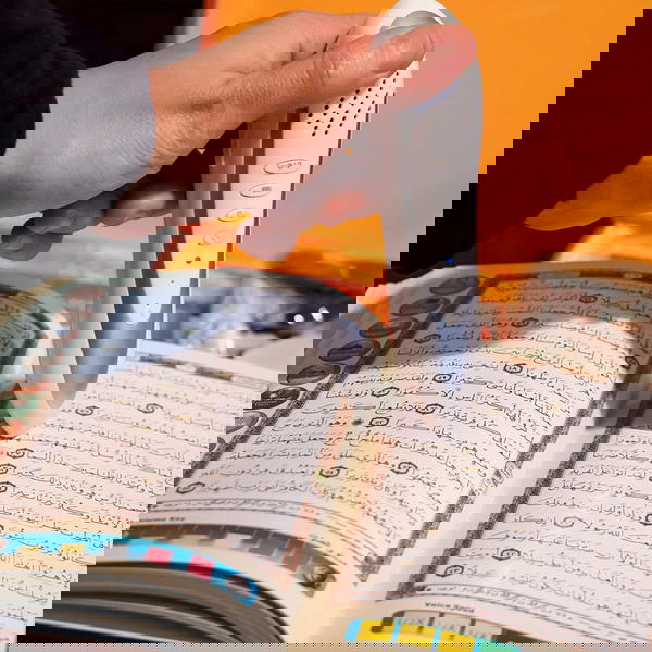 قلم ذكي الكتروني قارئ للقران الكريم بالتجويد Image 2 Preview