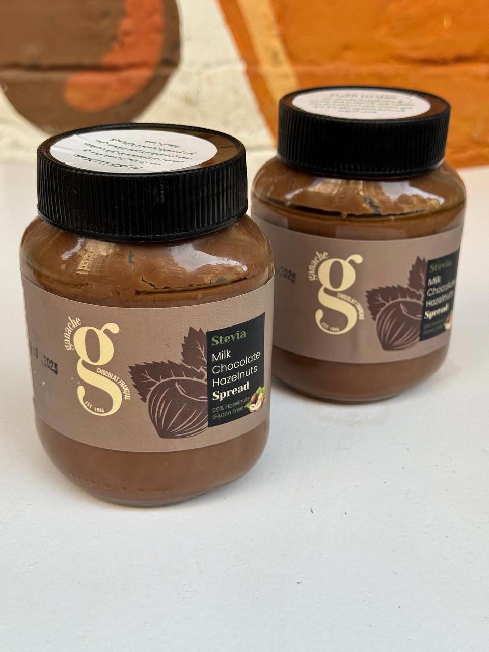 شيكولاته اسبريد ميلك بندق Preview Image