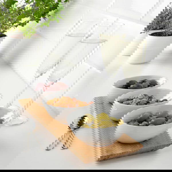 TYNGDLÖS صينية مع 3 سلطانيات, خيزران/أبيض Image 4 Preview