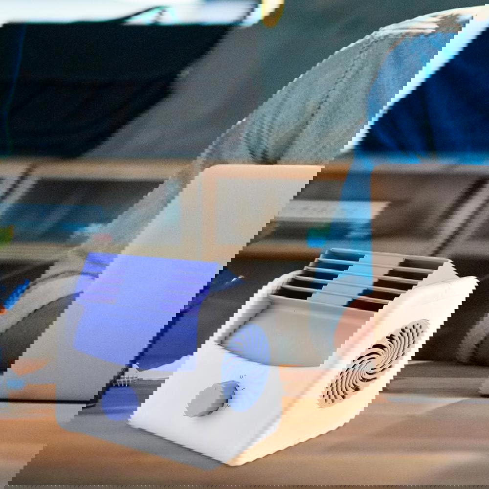  موزع هواء للسيارة سرعتين مع حافظة حرارة لظهر كرسي السيارة Preview Image