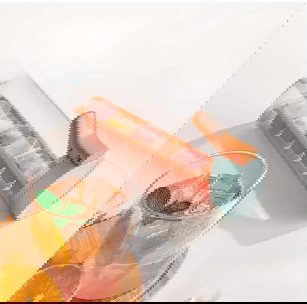 قالب ثلج Preview Image