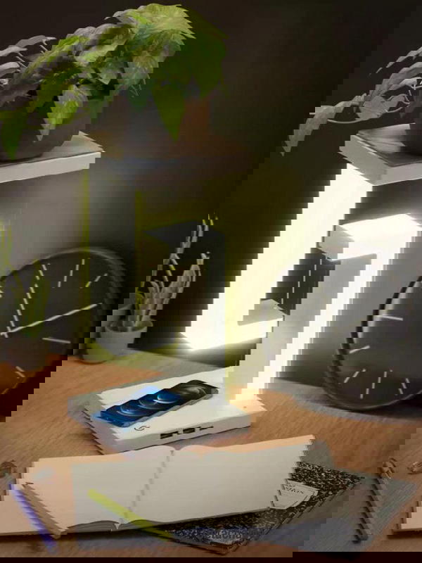 💡 اباجورة وشاحن وايرلس – احصل على تصميم عصري وأداء عملي! Image 2 Preview