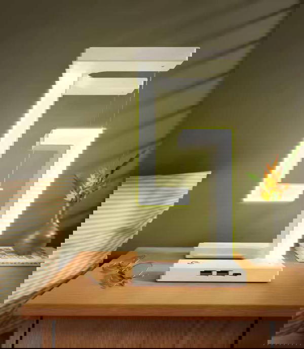 💡 اباجورة وشاحن وايرلس – احصل على تصميم عصري وأداء عملي! Image 3 Preview