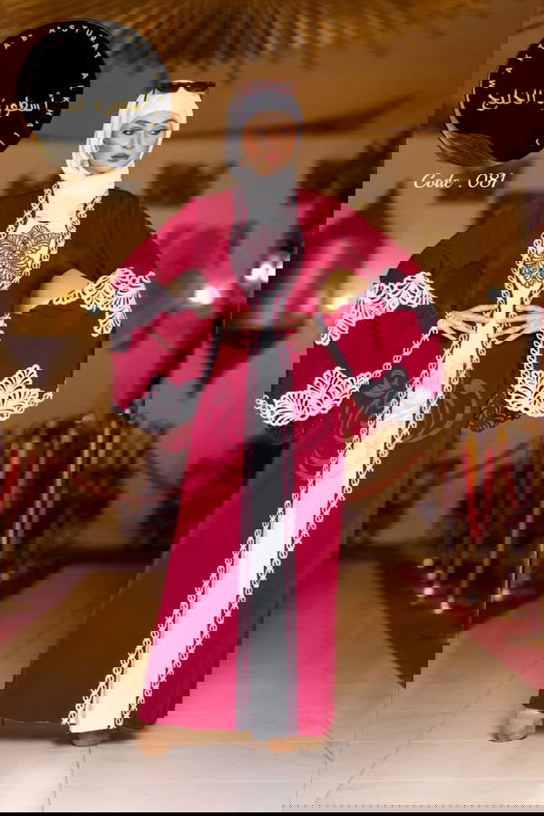 عباية حرير الوان بندة قوس تناسب جميع الازواق ❤️💫 Image 8 Preview