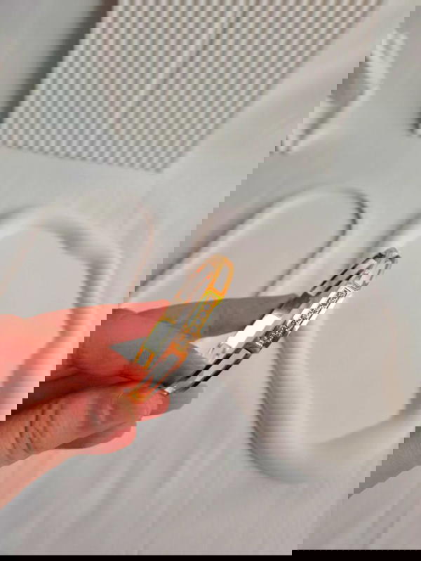 اسورة فصوص Image 1 Preview