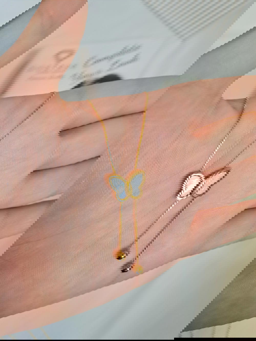 سلسلة فراشة ابيض Preview Image