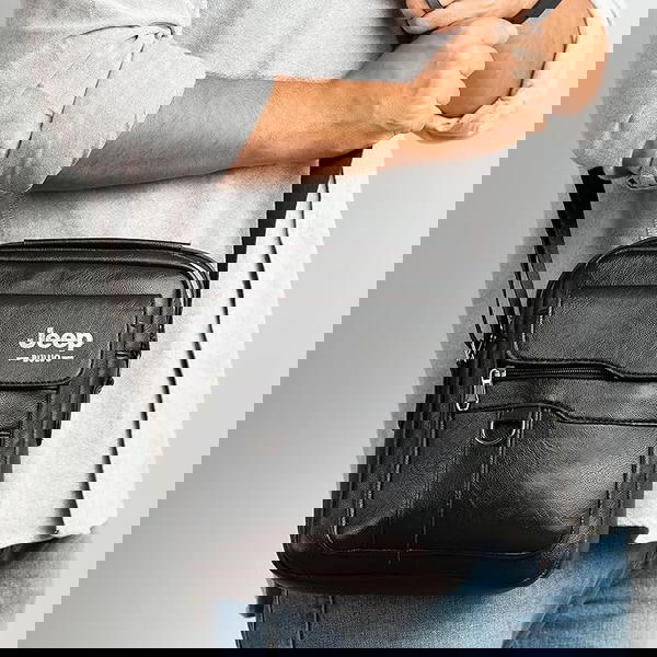 حقيبة كروس جلدية Jeep رجالي Image 6 Preview