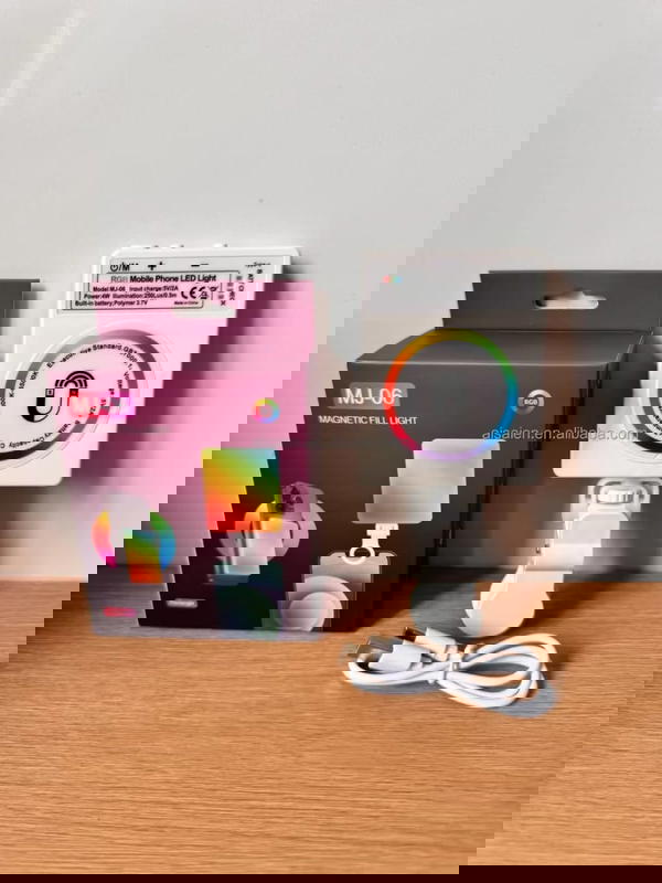 Magnetic Fill Light RGB – إضاءة كاملة بألوان احترافية Image 5 Preview