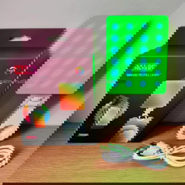 Magnetic Fill Light RGB – إضاءة كاملة بألوان احترافية Image 6 Preview