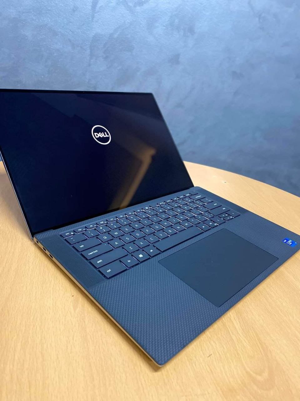 💻 Dell Precision 5570  ✨ Image 1 Preview