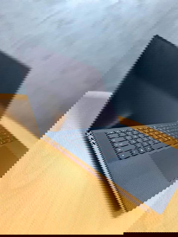 💻 Dell Precision 5570  ✨ Image 6 Preview