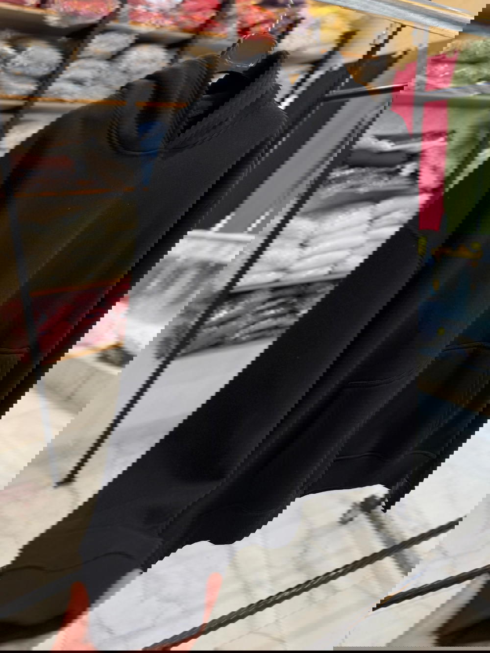 هودي اسود قطن 100% Preview Image