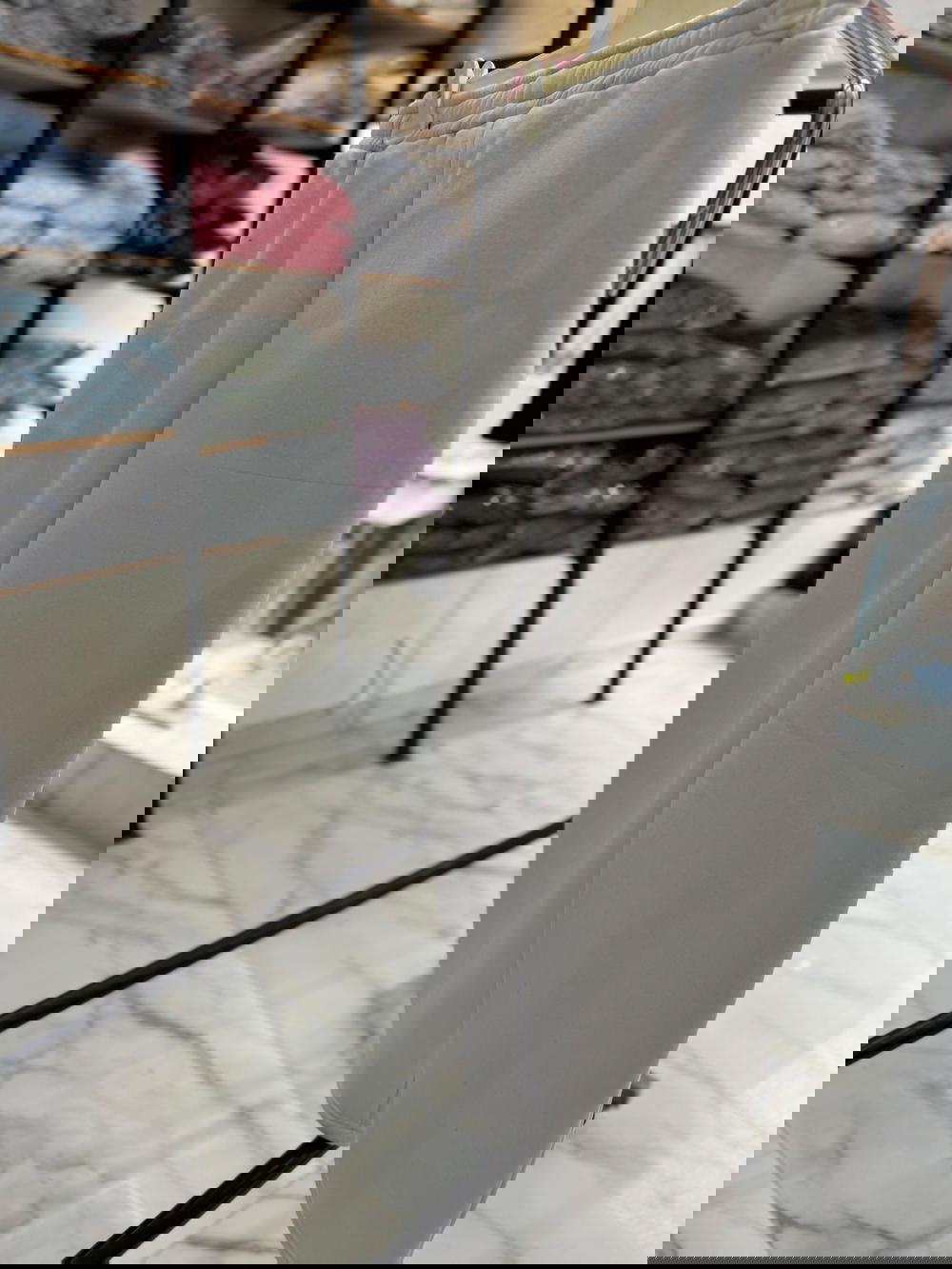 suit pants لون ابيض  Preview Image
