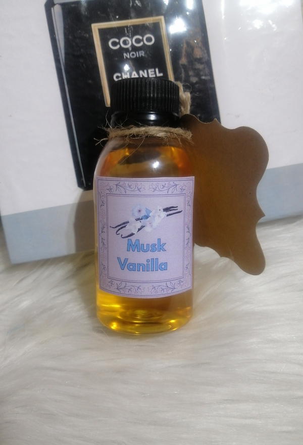 عطر فواحة برائحة المسك فانيليا  Image 1 Preview