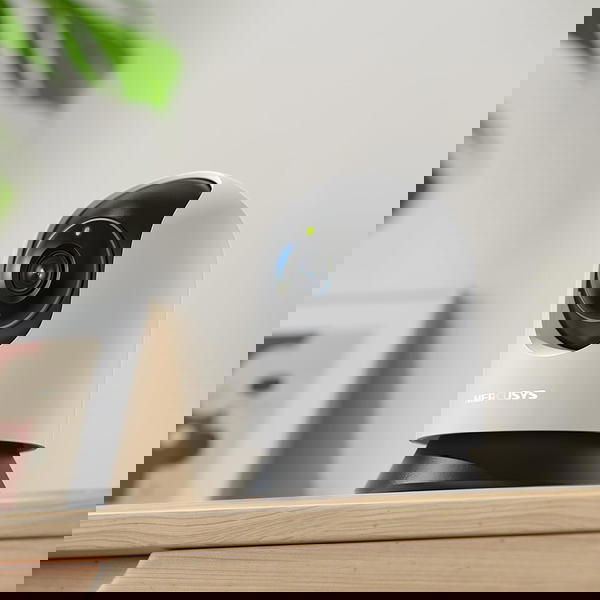 كاميرا Mercusys MC210 Image 2 Preview