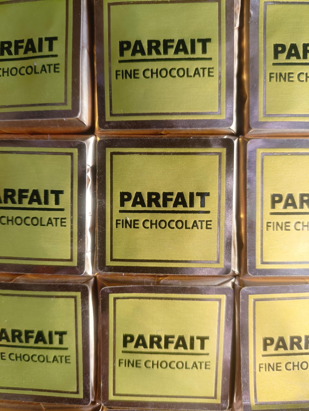 شيكولاته بارفيت حشو بندق  Preview Image