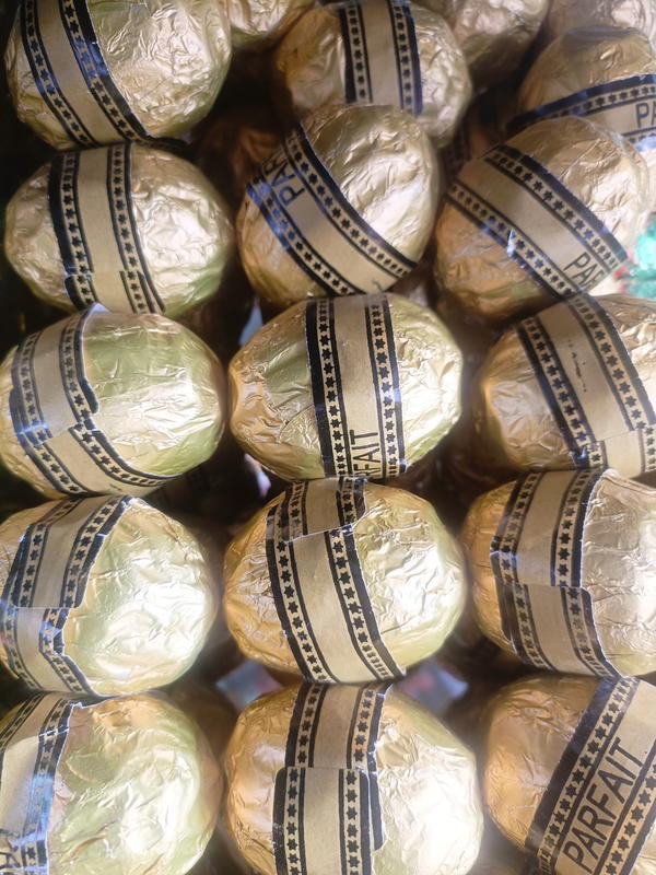 شيكولاته بارفيت حشو مكسرات  Image 1 Preview