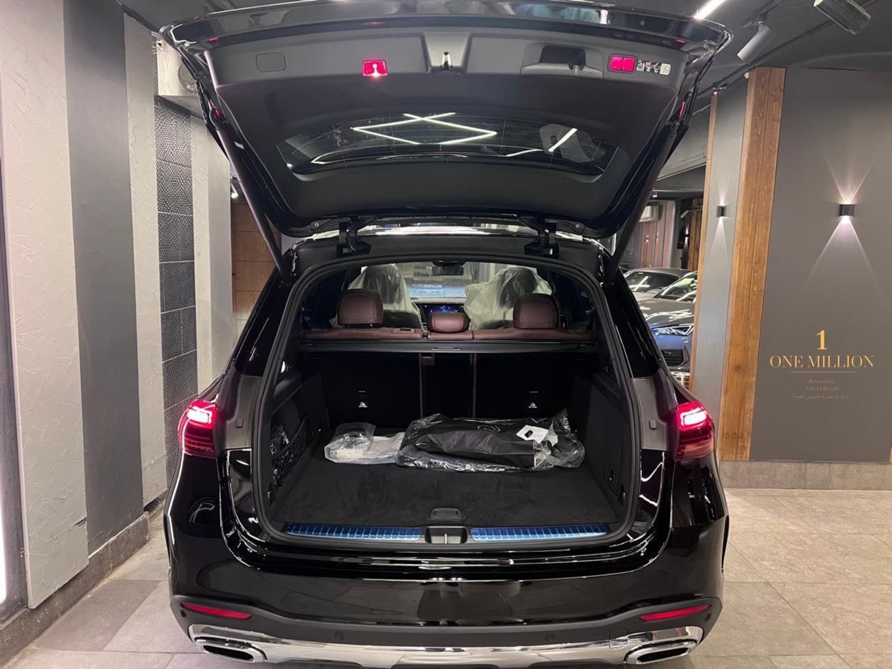 Mercedes-Benz  GLE 450 Model 2024 New Image 4 Preview
