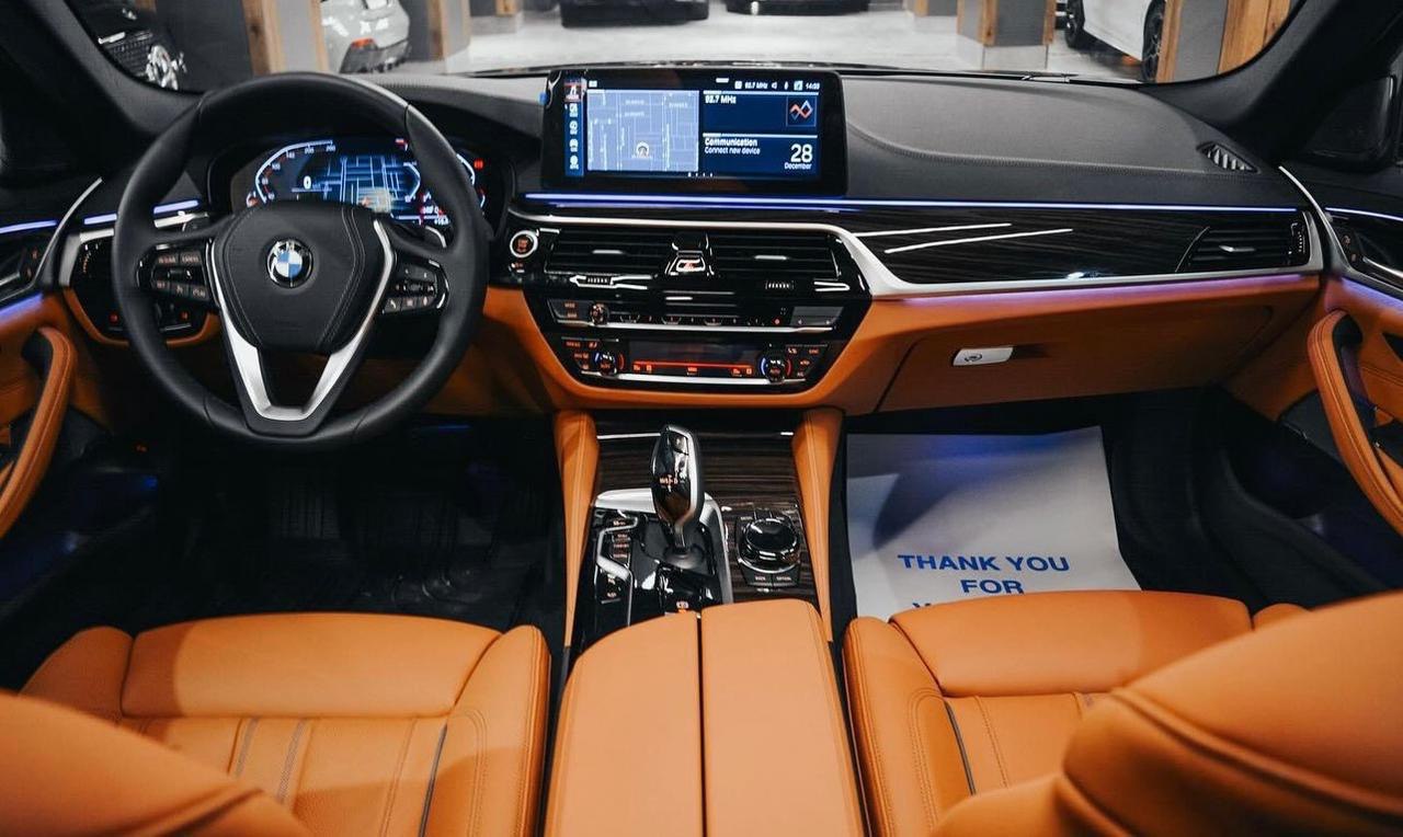 Mercedes-Benz  GLE 450 Model 2024 New Image 10 Preview