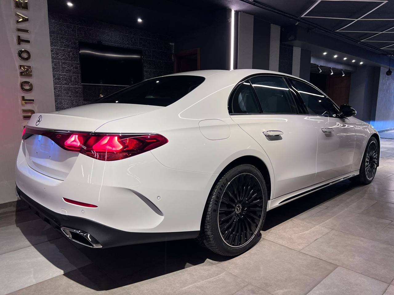 Mercedes Benz E200 AMG Model 2024 Image 7 Preview