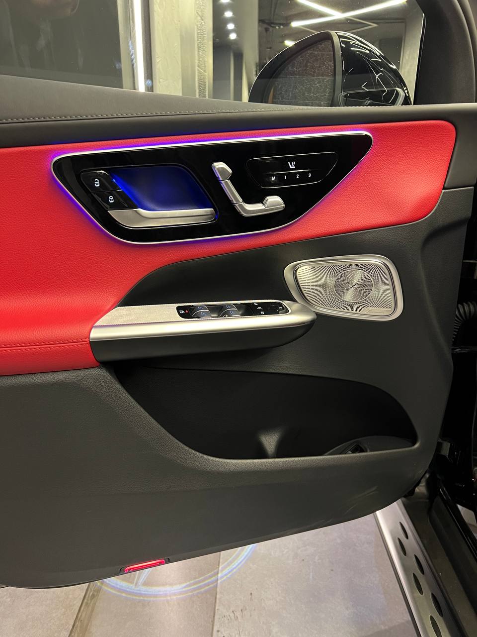 Mercedes-Benz GLC300 AMG** Model 2024 Image 2 Preview