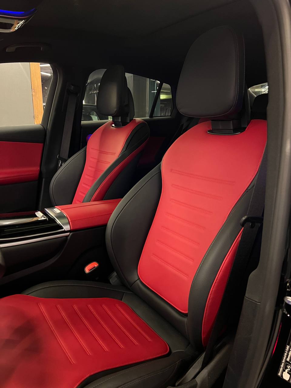 Mercedes-Benz GLC300 AMG** Model 2024 Image 6 Preview