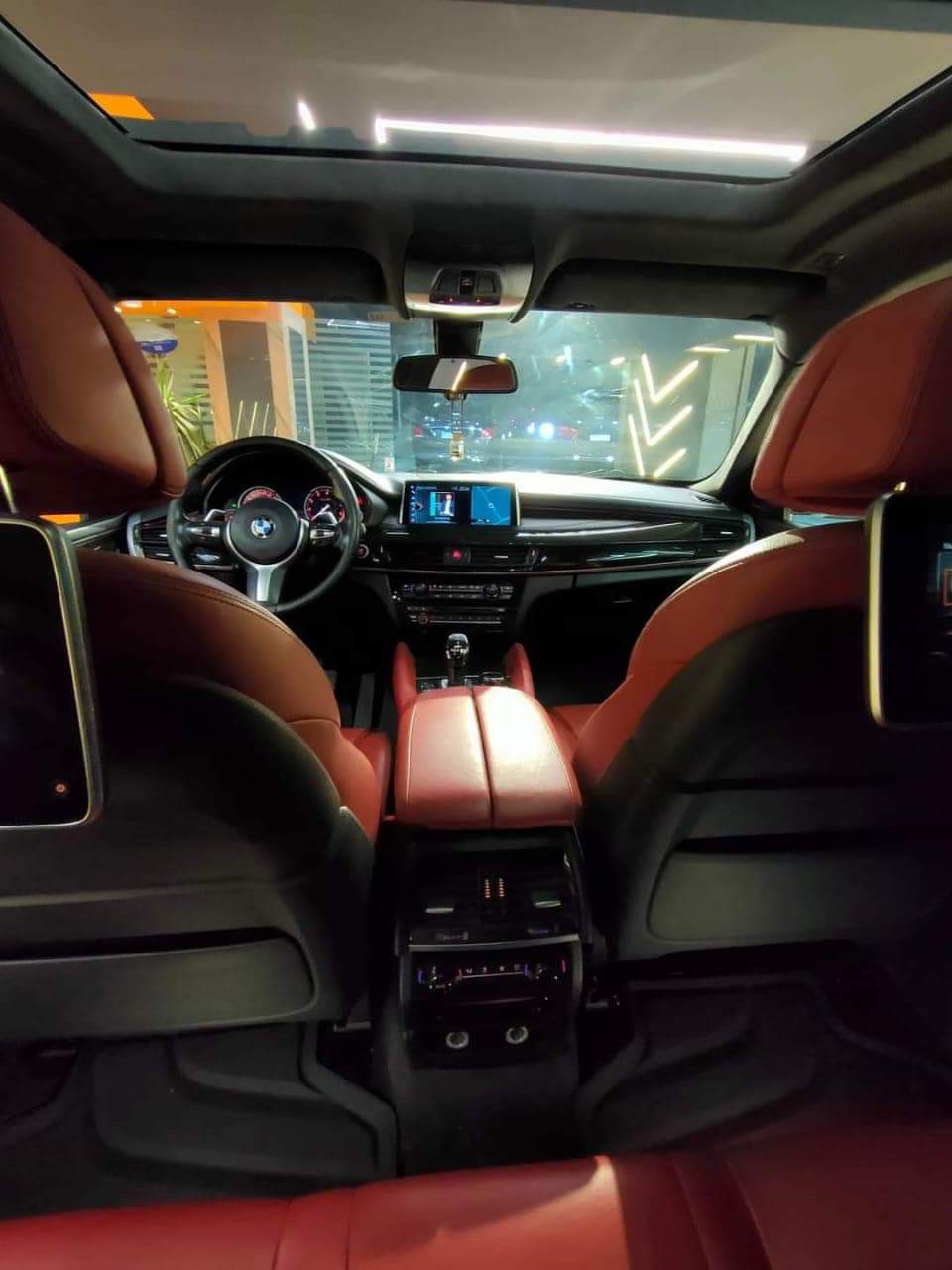 BMW X6 M50i - Model 2017 Image 9 Preview