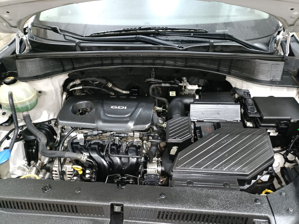 BMW 320i Luxury - Model 2018 Image 4 Preview