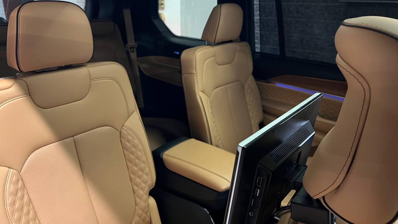 وصف السيارة: چيب جراند شيروكي 2022 VIP Edition Image 6 Preview