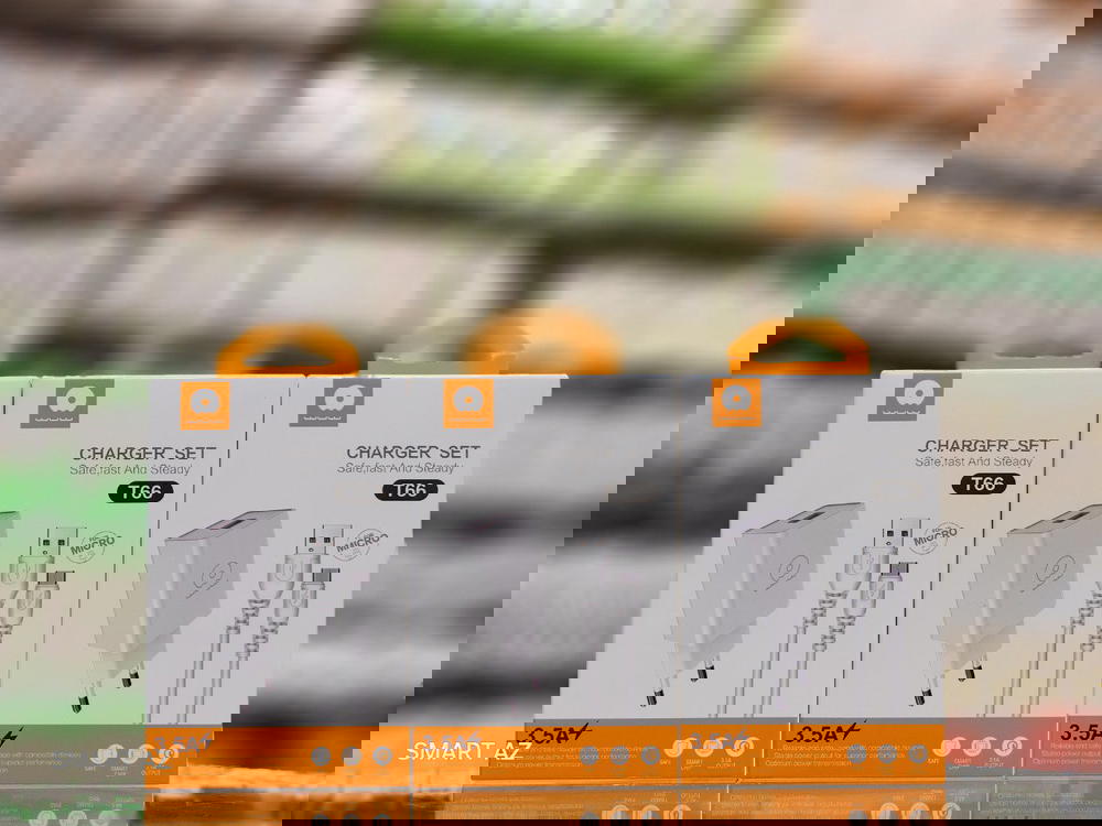 شاحن WUW T66 شعبى ميكرو V8 Preview Image