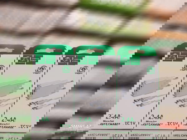 شاحن دولفن شعبى ميكرو V8 Image 1 Preview