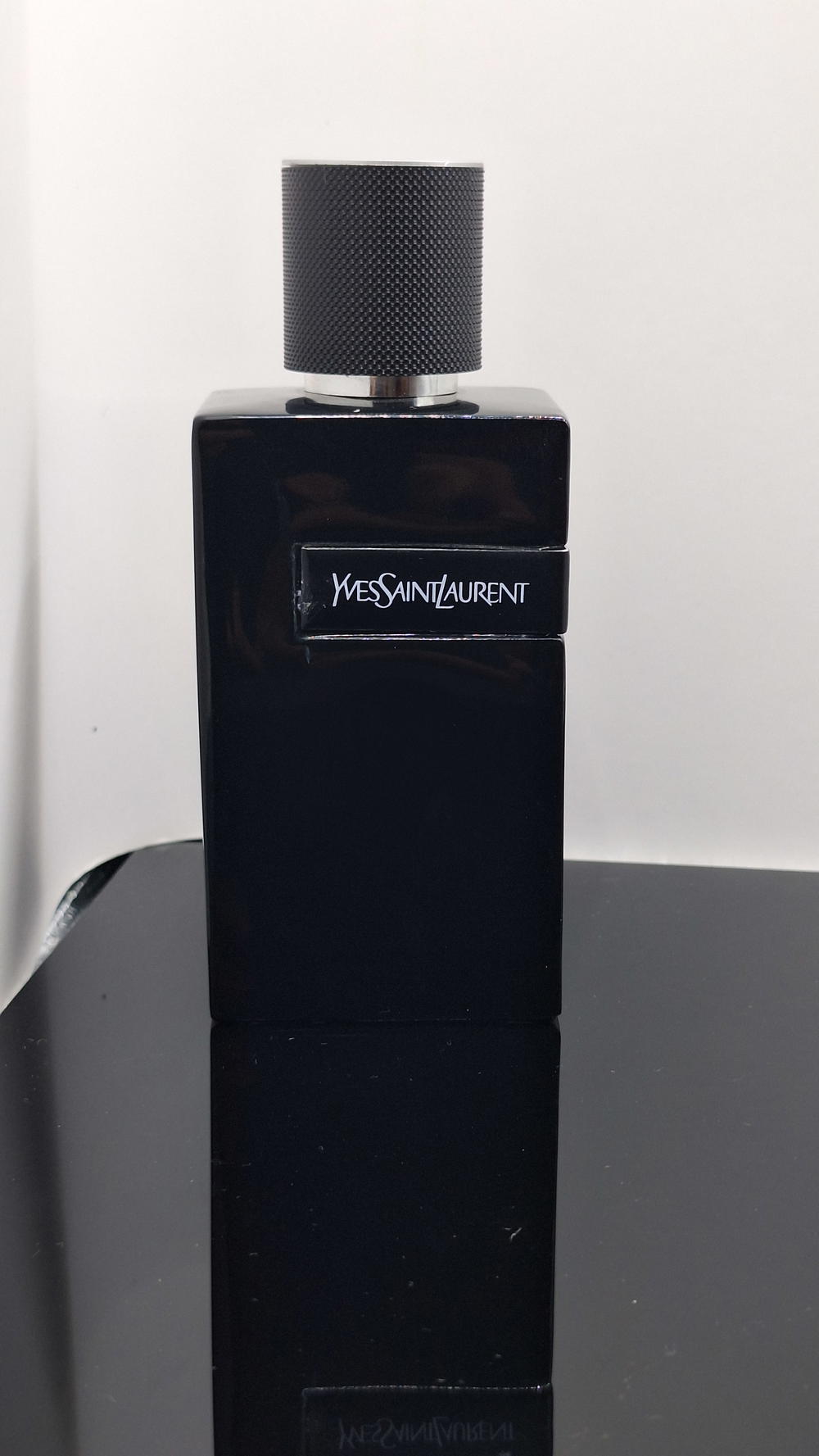 Y Le Parfum Yves Saint Laurent Preview Image