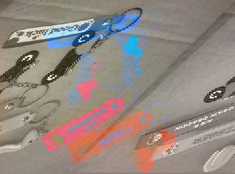 ميدالية مفاتيح سكوتر باشكال متنوعة Preview Image