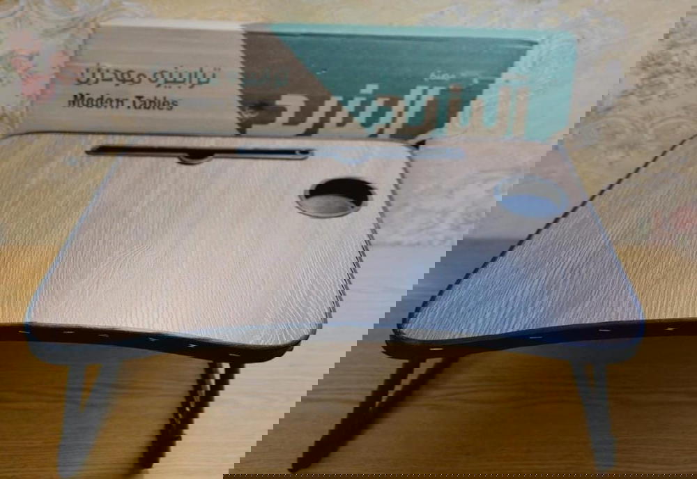 طاولة سرير لاب توب قابلة للطي Preview Image