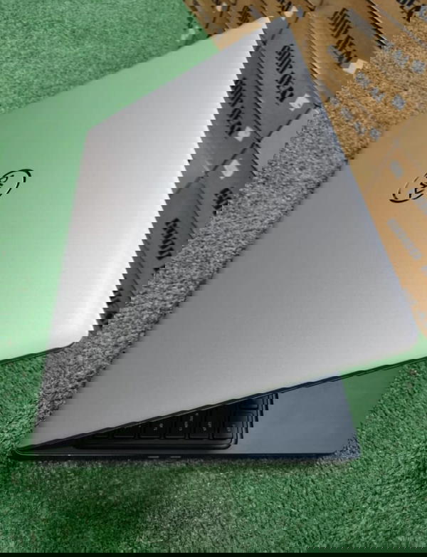 لابتوب استيراد i7 عاشر فرز أول Dell Precision W.S 7550 Image 2 Preview