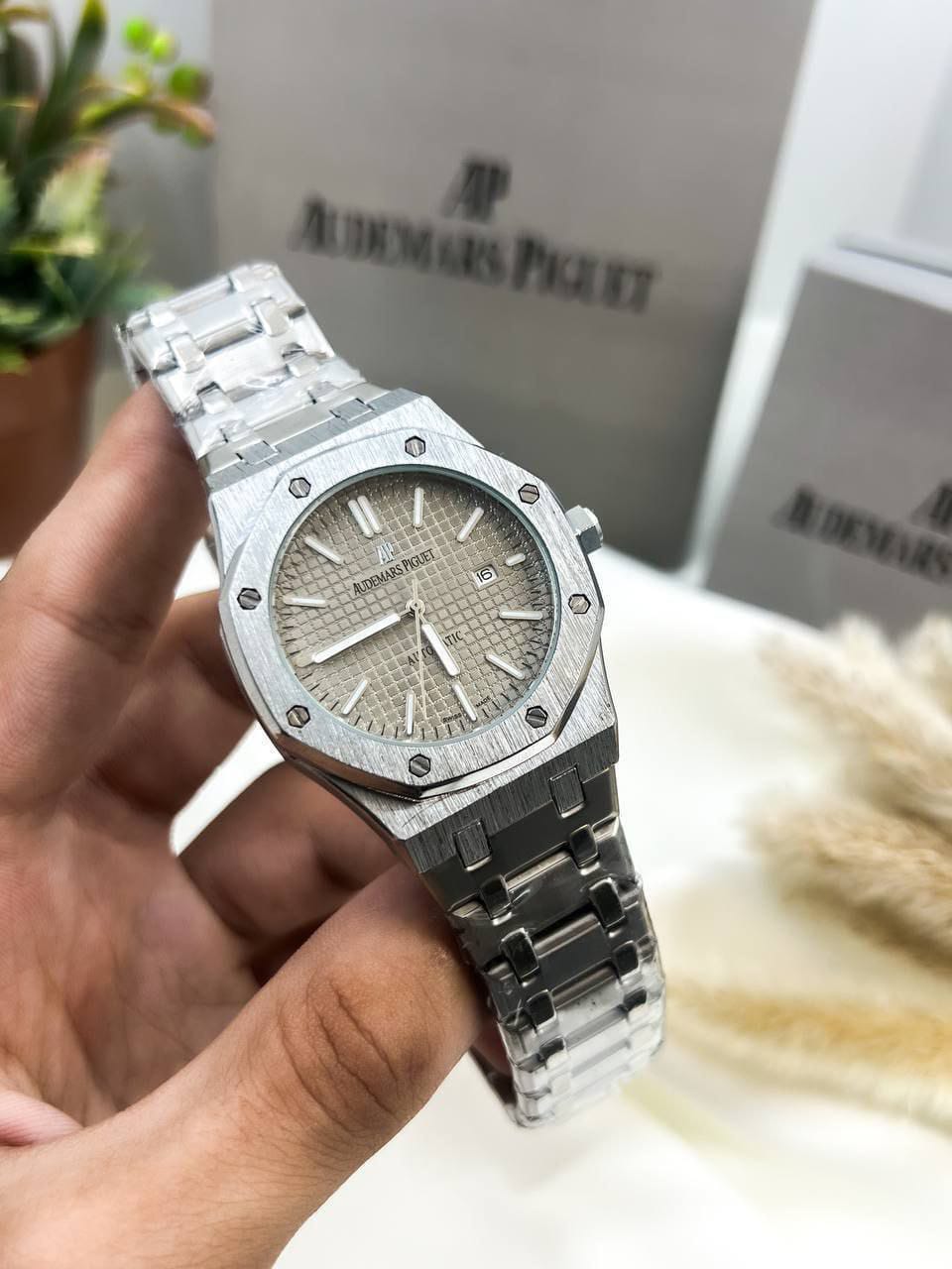 AUDEMARS PIGUET   Preview Image