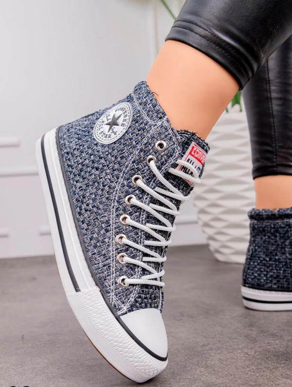converse half حريمي  Image 1 Preview