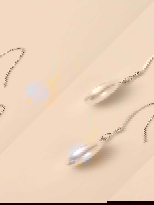 Pearl Earrings Image 2 Preview