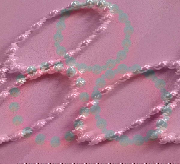 pearl bracelets  Image 1 Preview