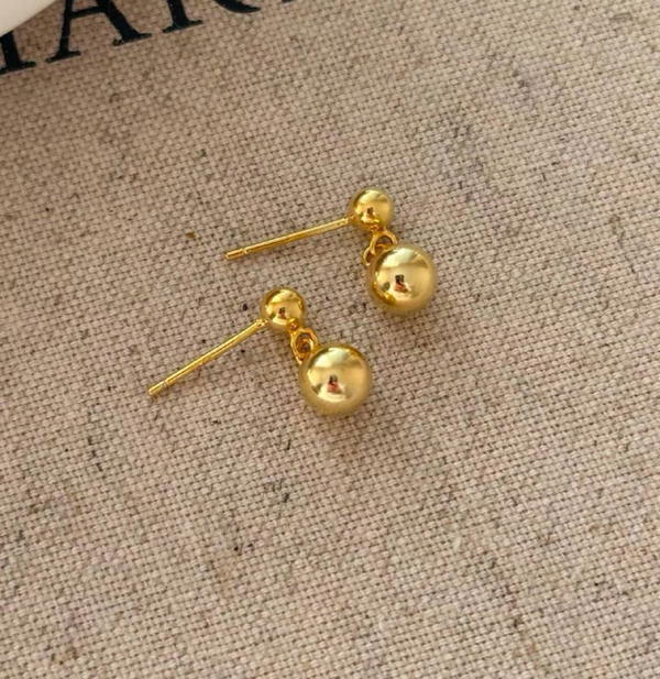 Stainless steel hoop earrings  Image 2 Preview