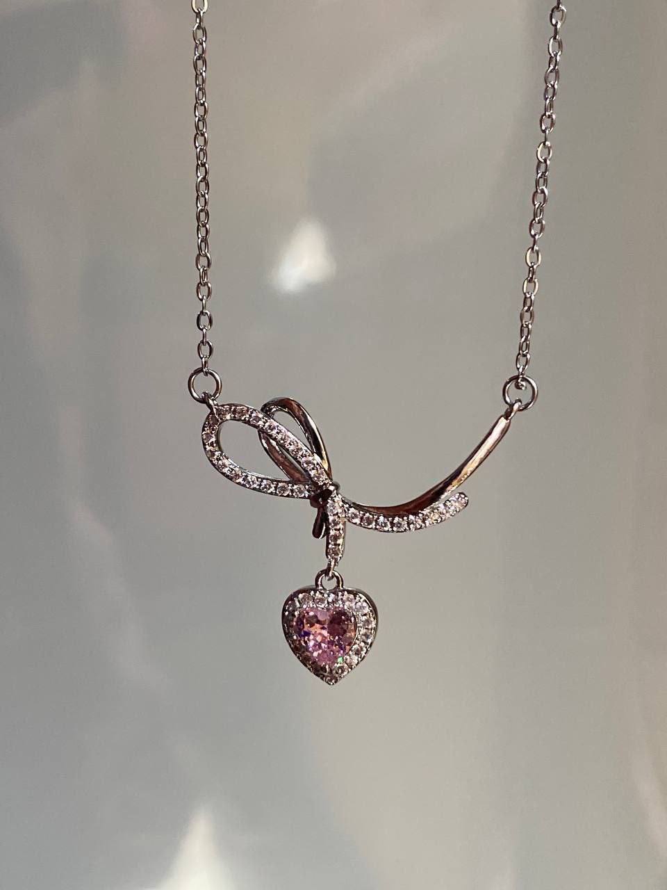 Platinum pendant ๐ธ  Preview Image